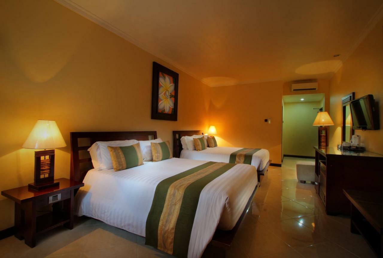 Adi Dharma Hotel Kuta Kuta Lombok Exterior foto